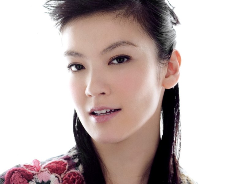 kelly-lin-19