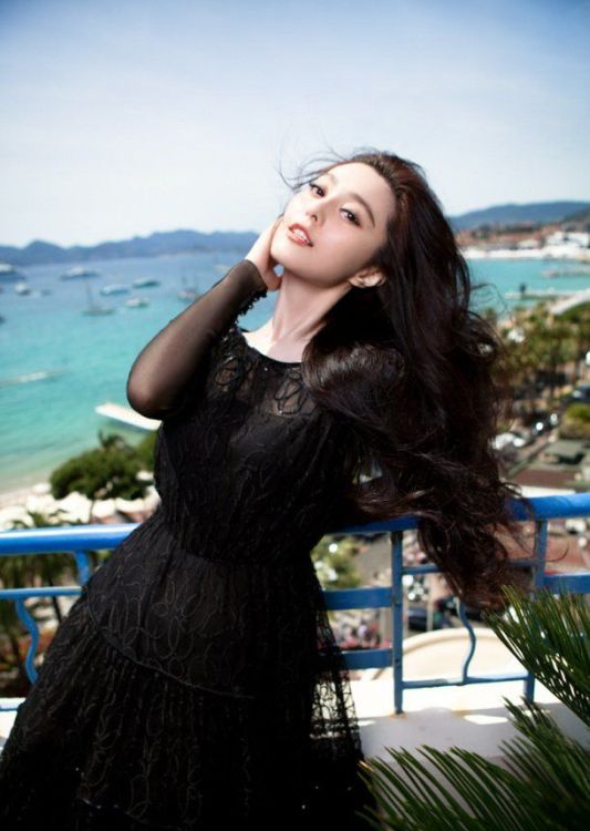 Fan_Bing_Bing_190912_42