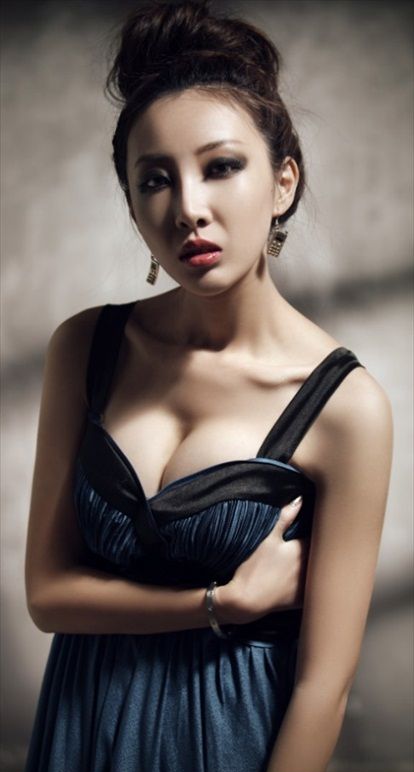 Hou_Qian_Yi_56