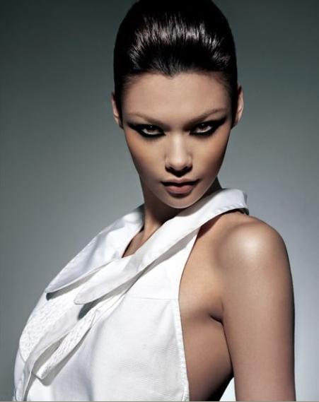 Mo Wandan - China L'Officiel - 1