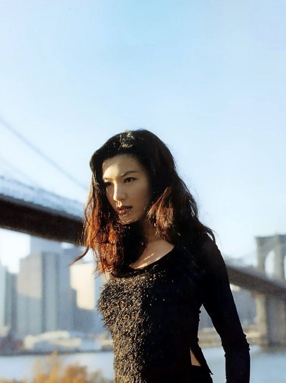 kelly-lin-09