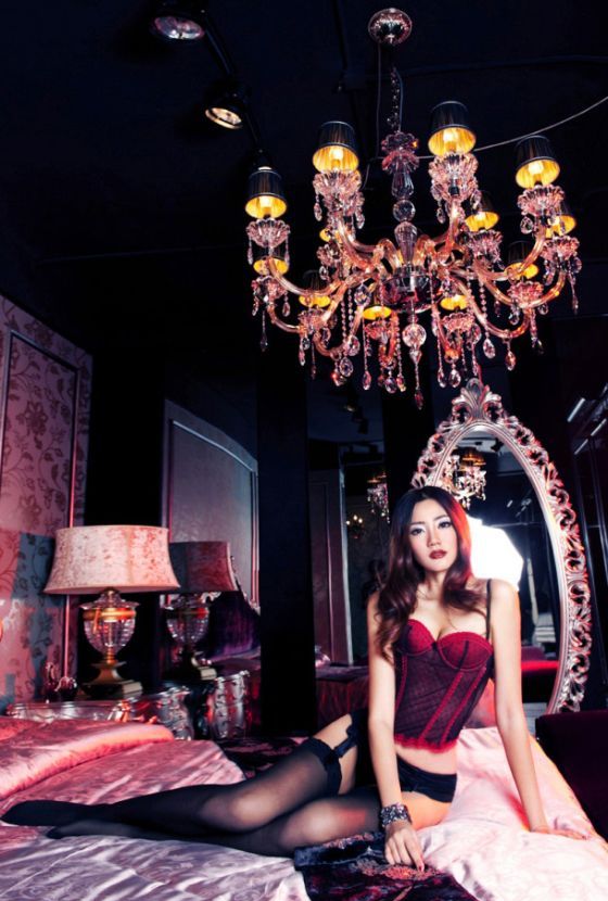 Kong_Yan_Song_Lingerie_2