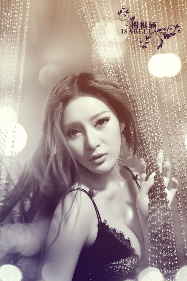 Yang_Qi_Han_Lingerie_10