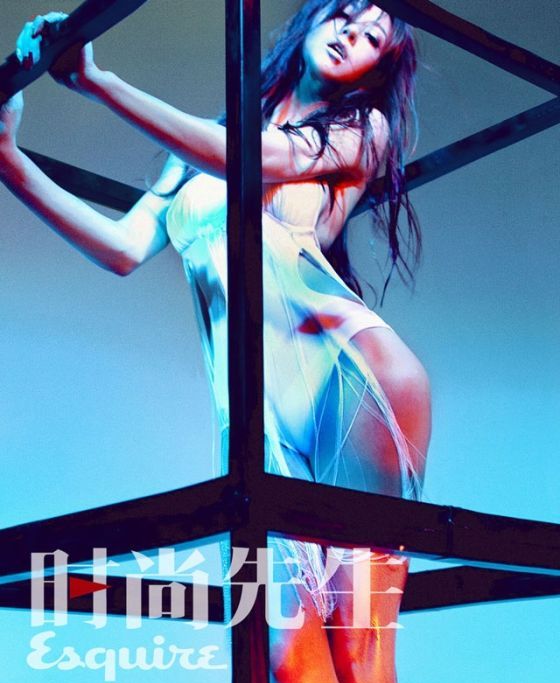 zhou_wei_tong_lingerie_019